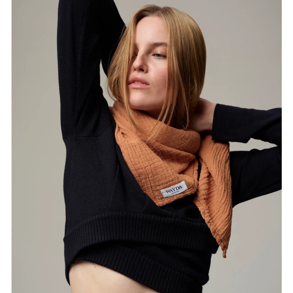 Wayda Now Copper scarf